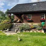 Sirgova Puhkemaja Koos Suitsusaunaga *