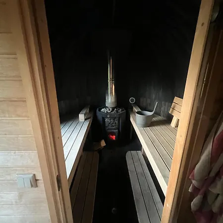 Ferienhaus Sirgova Puhkemaja Koos Suitsusaunaga