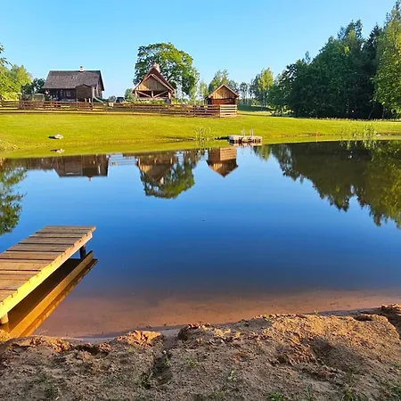 Sirgova Puhkemaja Koos Suitsusaunaga *